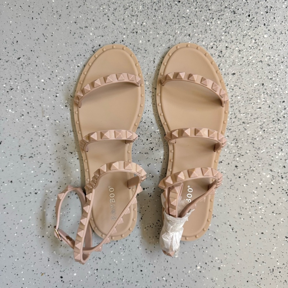 Bamboo Holiday Women’s Flat Studded Gladiator Sandals